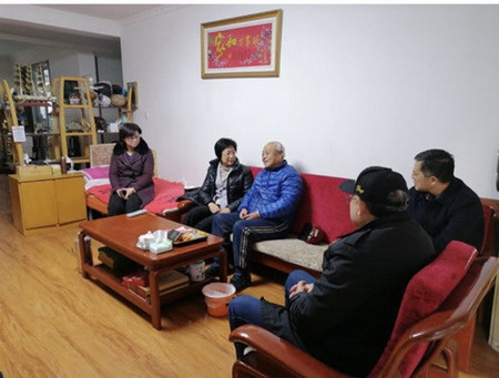 集團(tuán)黨委開(kāi)展走訪(fǎng)慰問(wèn)活動(dòng)