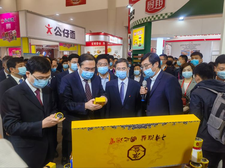 蘇鹽集團(tuán)淮鹽產(chǎn)品精彩亮相2021第四屆中國(guó)（淮安）國(guó)際食品博覽會(huì)