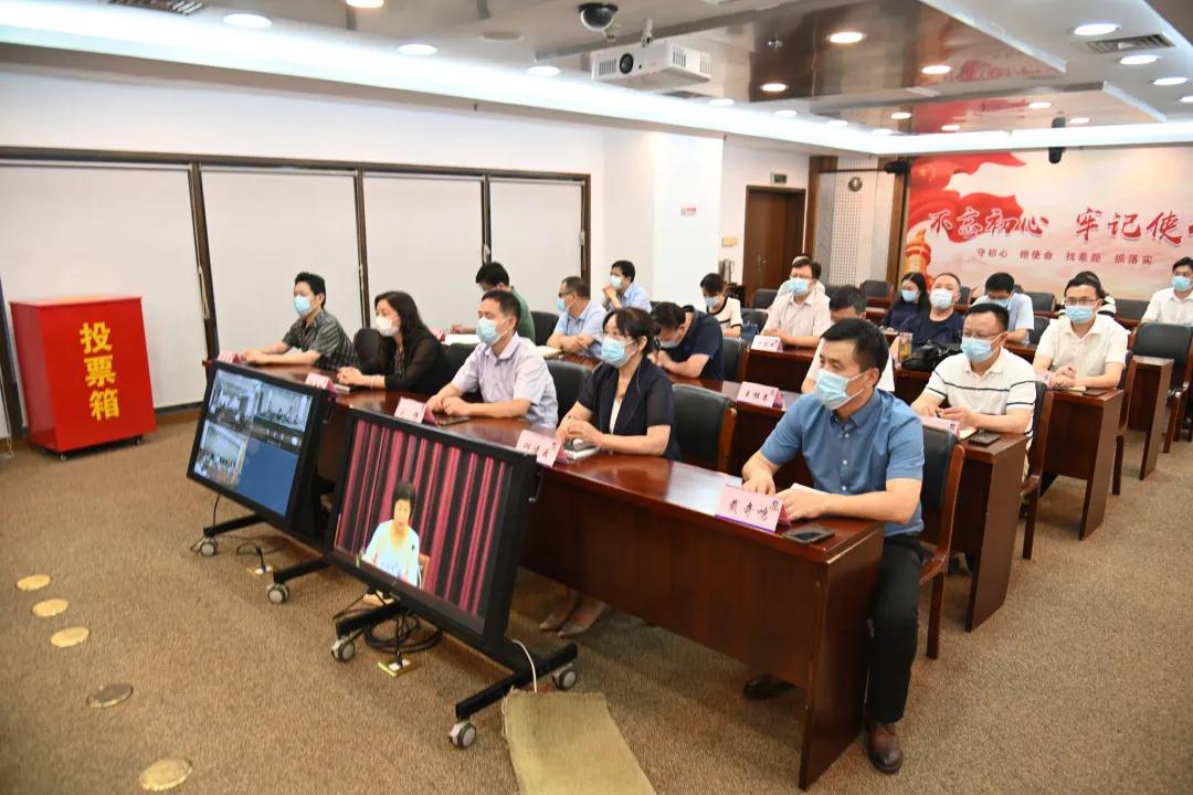 “賽場選馬”激活一池春水 “選賢任能”迸發(fā)干事激情——蘇鹽集團(tuán)黨委深化改革全面推行干部公開選任機(jī)制