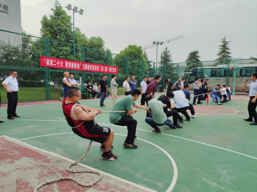 深刻領(lǐng)悟“兩個(gè)確立”決定性意義 堅(jiān)決擔(dān)起“勇挑大梁”重大責(zé)任——蘇鹽集團(tuán)“迎接二十大，勇?lián)率姑敝黝}教育培訓(xùn)班綜述